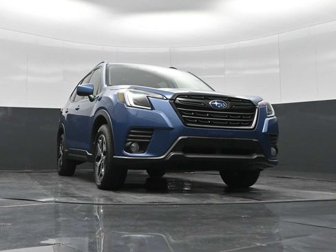 Used 2023 Subaru Forester Premium image 19
