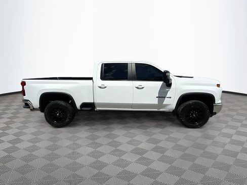 Used 2024 Chevrolet Silverado 2500 LT RWD image 5