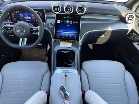 New 2026 Mercedes-Benz GLC 300 image 9