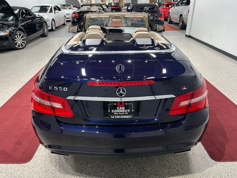 Used 2011 Mercedes-Benz E 550 Cabriolet w/ Premium 2 Pkg image 14