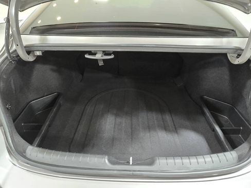 Used 2023 Hyundai Elantra Limited w/ Winter Weather Package FWD image 31