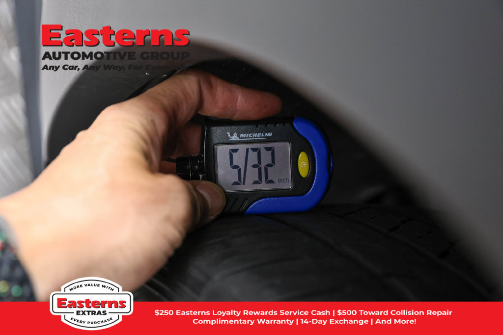 Used 2023 Subaru Solterra AWD image 27