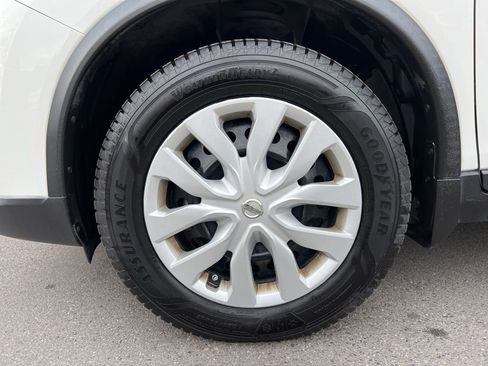 Used 2016 Nissan Rogue S image 27