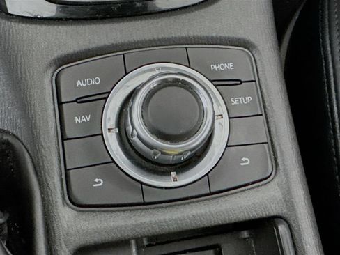 Used 2015 MAZDA MAZDA6 Touring w/ Touring Technology Package FWD image 11