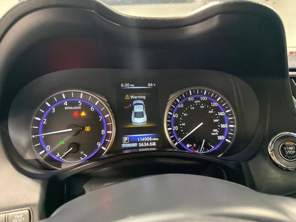 Used 2017 INFINITI Q60 Red Sport 400 RWD image 19
