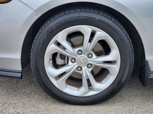 Used 2024 Honda Accord LX image 9