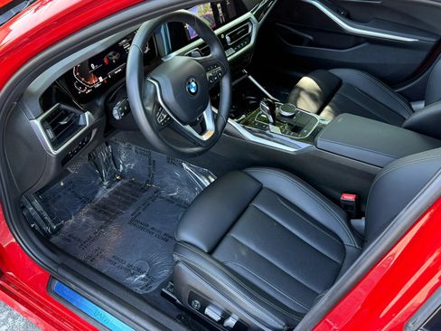 Used 2022 BMW 330i Sedan w/ Premium Package 2 RWD image 12