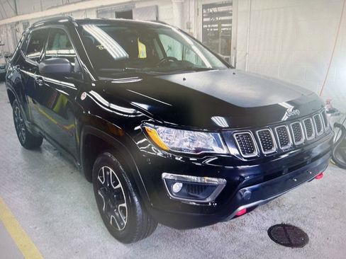 Used 2021 Jeep Compass Trailhawk AWD/4WD image 5