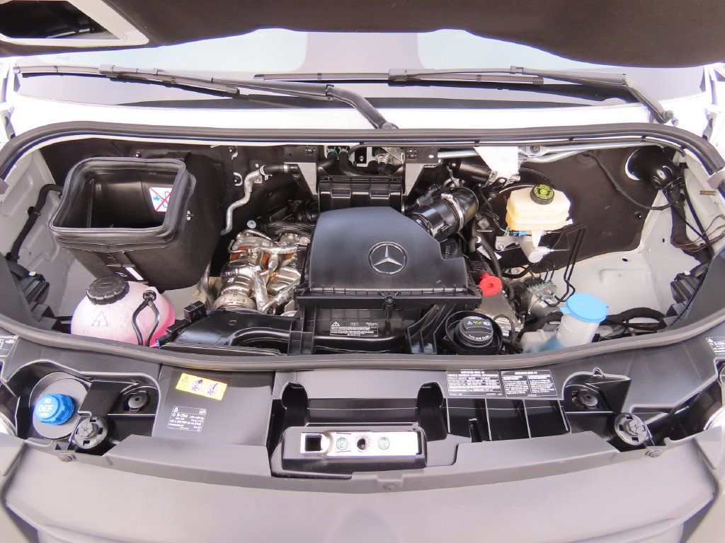 Used 2025 Mercedes-Benz Sprinter 2500 image 36