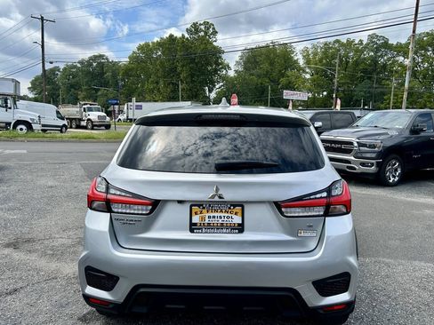 Used 2022 Mitsubishi Outlander Sport SE AWD/4WD image 4