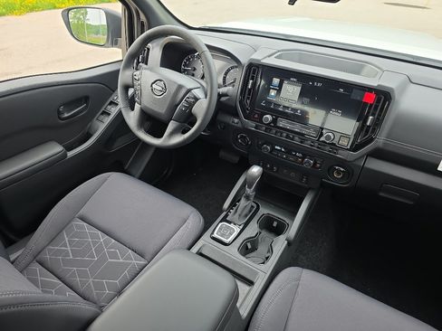 New 2026 Nissan Frontier SV AWD/4WD image 7
