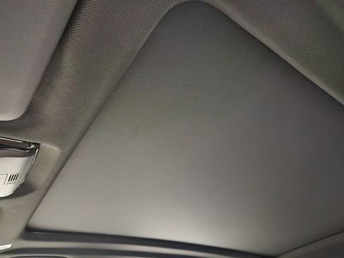 Used 2023 BMW X5 xDrive40i w/ Executive Package image 44