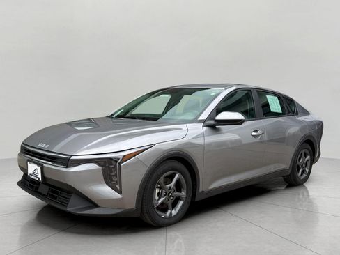 Used 2025 Kia K4 FWD image 6