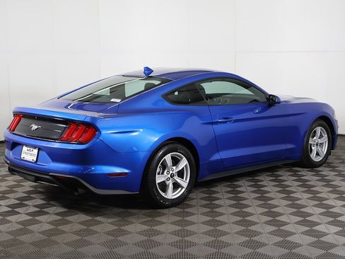 Used 2021 Ford Mustang EcoBoost image 7