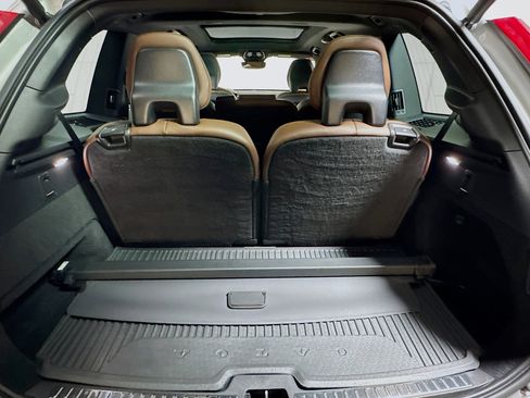 Used 2023 Volvo XC90 B6 Ultimate w/ Protection Package Premier image 26