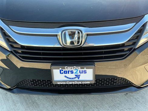 Used 2018 Honda Odyssey Touring image 14