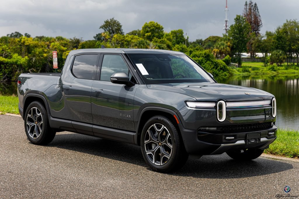 Used 2025 Rivian R1T Adventure Dual AWD/4WD image 1