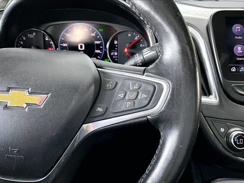 Used 2019 Chevrolet Malibu Premier w/ Sun and Wheel Package FWD image 11
