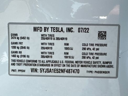 Used 2022 Tesla Model S AWD/4WD image 30