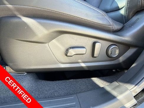 Used 2025 Subaru Forester Limited image 19