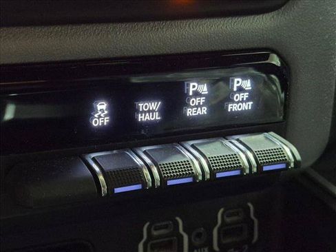 Used 2023 RAM 1500 Big Horn RWD image 20