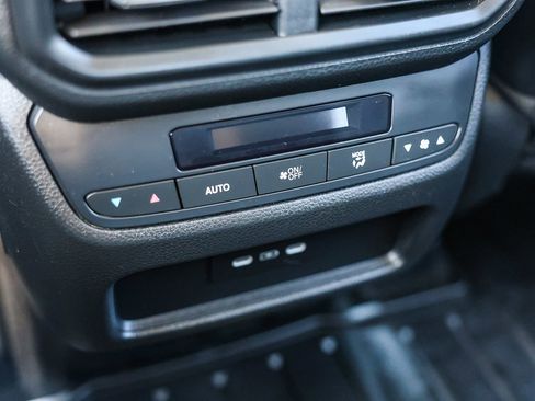 Certified 2025 Honda Pilot EX-L image 7