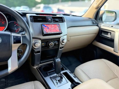 Used 2013 Toyota 4Runner SR5 w/ Convenience Pkg AWD/4WD image 22