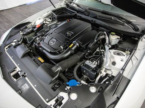 Used 2014 Mercedes-Benz SLK 250 2dr Roadster SLK 250 w/ Premium Package image 40