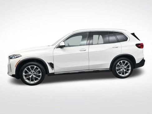 New 2026 BMW X5 sDrive40i w/ Premium Package RWD image 8