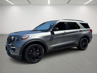 Used 2024 Ford Explorer ST-Line w/ Class IV Trailer Tow Package