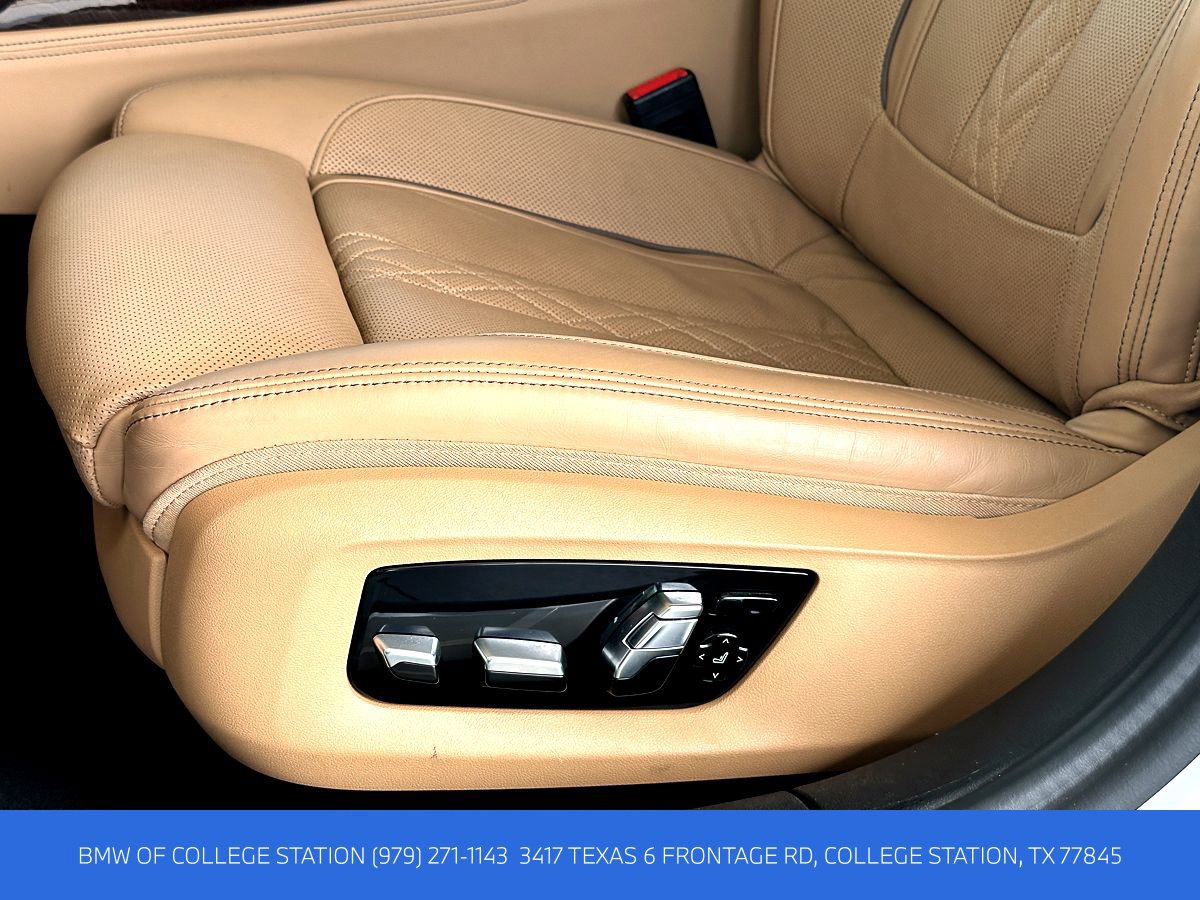 Certified 2022 BMW 740i w/ M Sport Package RWD image 10