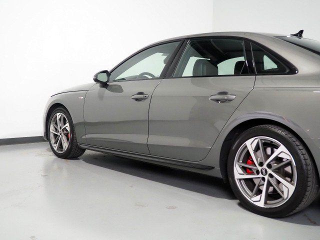Used 2023 Audi A4 2.0T Prestige quattro S-Line w/ Prestige Package AWD/4WD image 46