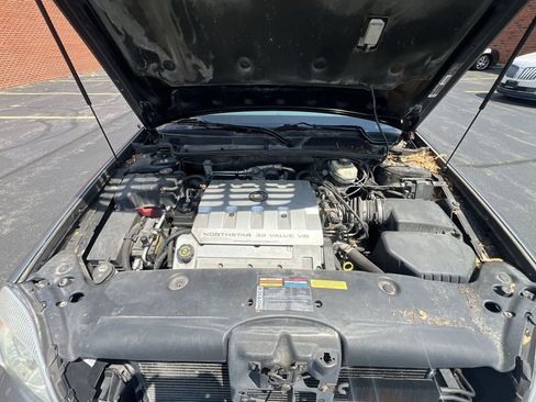 Used 2002 Cadillac De Ville Hearse image 23