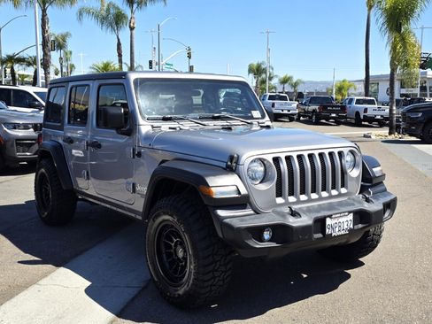 Used 2020 Jeep Wrangler Unlimited Sport S AWD/4WD image 6
