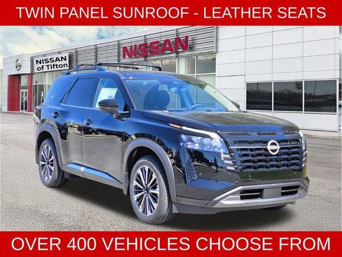 New 2026 Nissan Pathfinder Platinum w/ Cargo Package FWD image 1