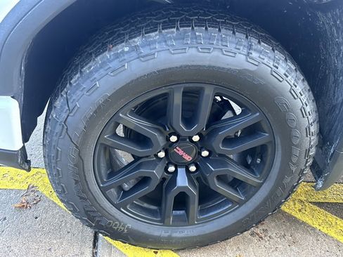 New 2026 GMC Sierra 1500 Elevation w/ Elevation Premium Package image 11