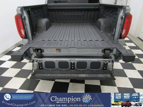Certified 2023 GMC Sierra 1500 Denali w/ Technology Package AWD/4WD image 21