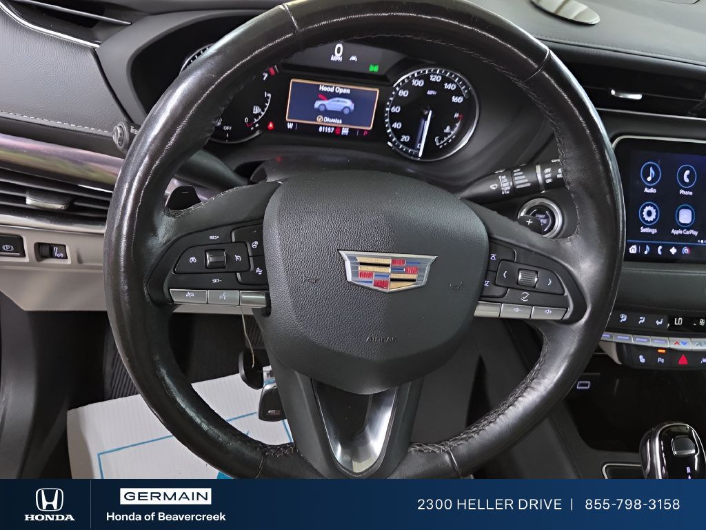 Used 2022 Cadillac XT4 Luxury w/ Cold Weather Package AWD/4WD image 7