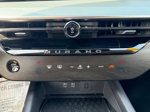 Used 2025 Nissan Murano SL AWD/4WD image 18