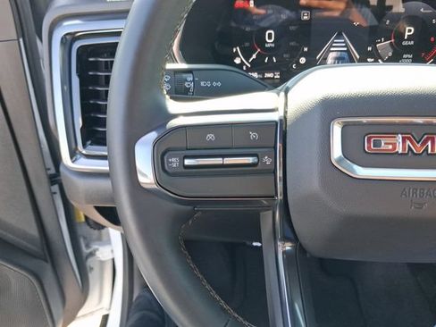 Used 2025 GMC Canyon AT4 AWD/4WD image 17