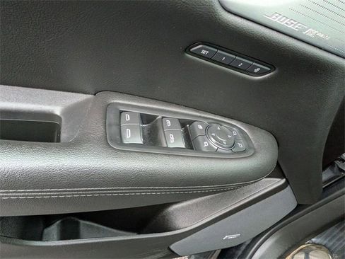 Used 2023 Cadillac XT5 Premium Luxury image 16