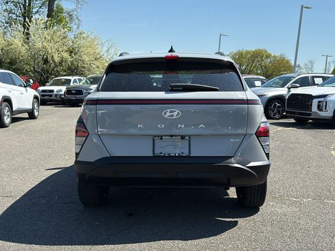 Used 2024 Hyundai Kona SEL AWD/4WD image 7