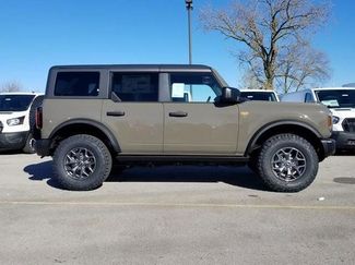 New 2025 Ford Bronco Badlands AWD/4WD video 2