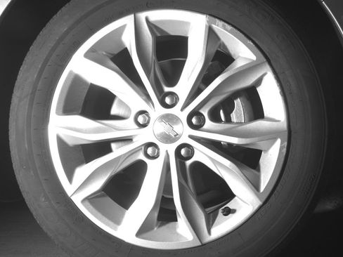 Used 2024 Chevrolet Malibu LT image 13