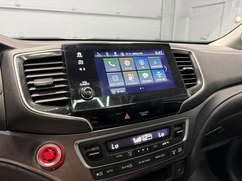 Used 2021 Honda Pilot Special Edition image 19