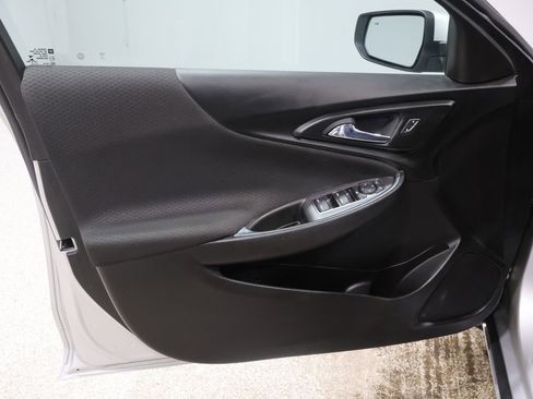 Used 2022 Chevrolet Malibu LT image 18