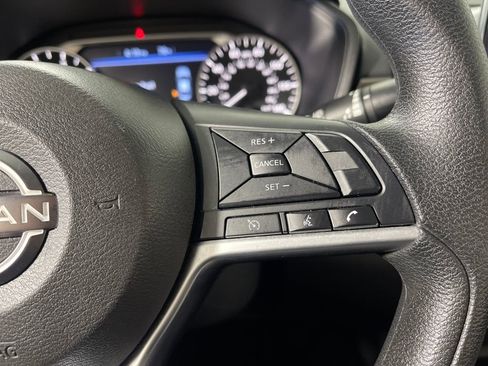 Used 2024 Nissan Altima 2.5 SV image 29