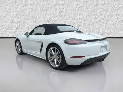 Used 2017 Porsche 718 Boxster RWD image 5