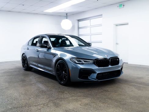 Used 2022 BMW M5 w/ Competition Package image 26