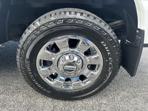 Used 2023 Ford F250 Lariat w/ Chrome Package AWD/4WD image 6